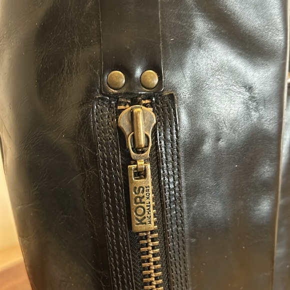 KORS MICHAEL KORS ZIP UP BOOTS. - Picture 7 of 13